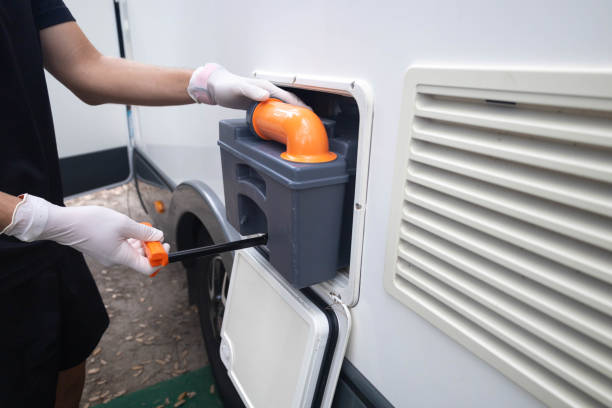 Portable Toilet Options We Offer in Lowell, AR